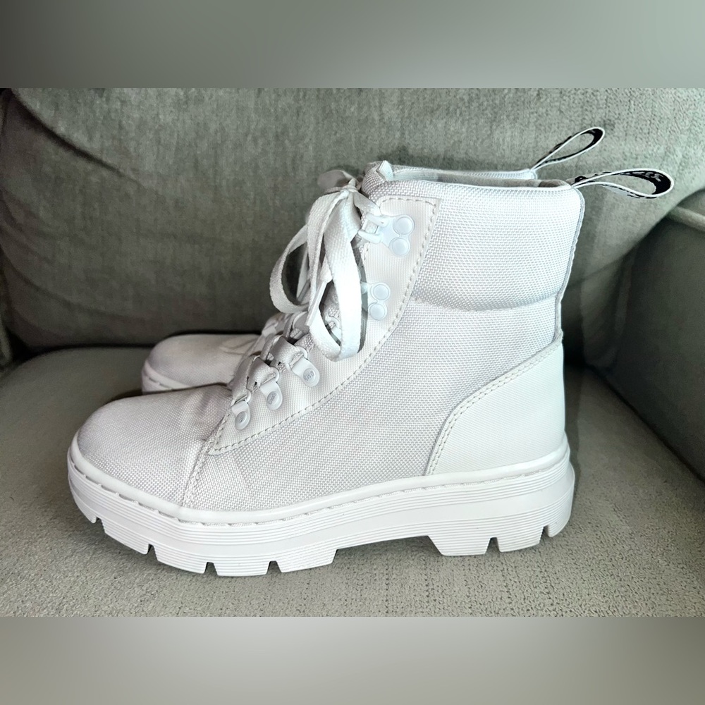 Dr. Martens White combat boots Women’s size 7